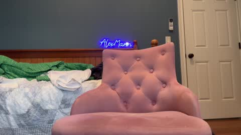 Alex Mann online show from December 15, 5:53 pm