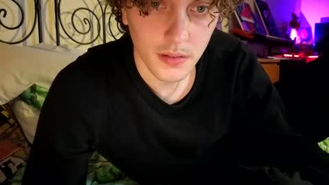 Alex online show from December 1, 7:25 pm