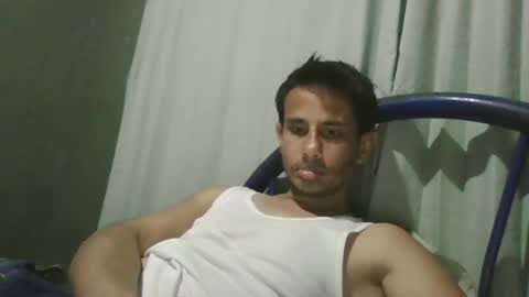 Snapshot of alextico1 chatting on February 10, 3:24 am Alex online show from February 10, 3:24 am