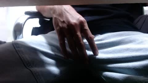 Alex online show from February 5, 2:29 am