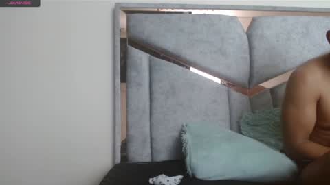 alex y luisa online show from January 28, 3:35 pm