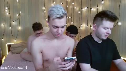 AlexDimaIgor online show from February 25, 6:53 pm