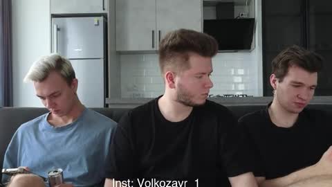 AlexDimaIgor online show from October 6, 1:52 pm