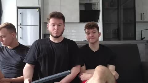 AlexDimaIgor online show from February 9, 9:13 am