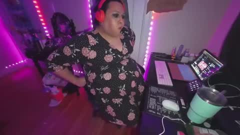 alexxxis2011x3 online show from January 26, 3:27 am