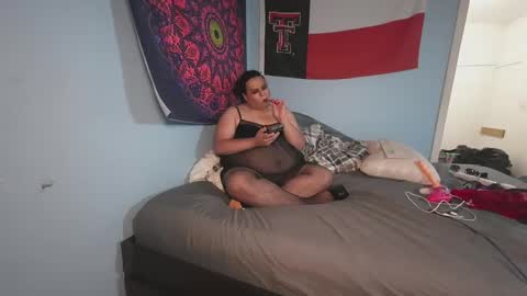 Snapshot of alexxxis2011x3 chatting on September 15, 3:28 am alexxxis2011x3 online show from September 15, 3:28 am