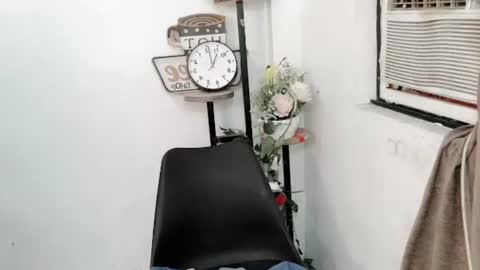 Snapshot of aleysia69 chatting on November 8, 7:19 am MARIE online show from November 8, 7:19 am