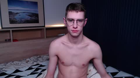 Snapshot of alfie_evanss chatting on February 19, 11:46 pm Alfie online show from February 19, 11:46 pm