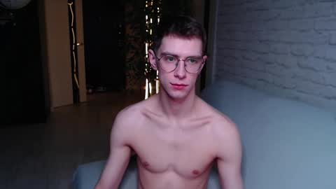 Snapshot of alfie_evanss chatting on November 1, 2:19 pm Alfie online show from November 1, 2:19 pm