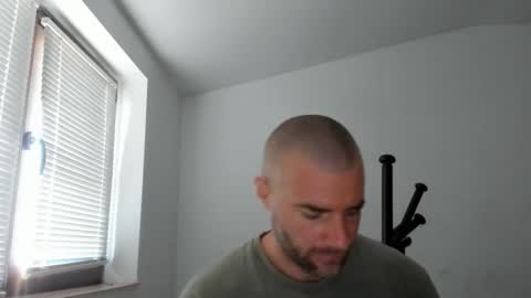 alfiesolomons87 online show from October 17, 11:57 am