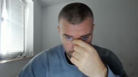 alfiesolomons87 online show from November 29, 9:56 am