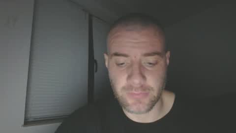 alfiesolomons87 online show from February 25, 9:24 pm