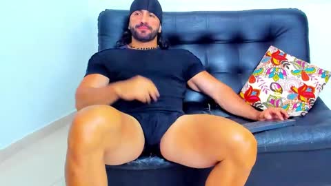 ig alfred walkerm online show from October 2, 1:56 am