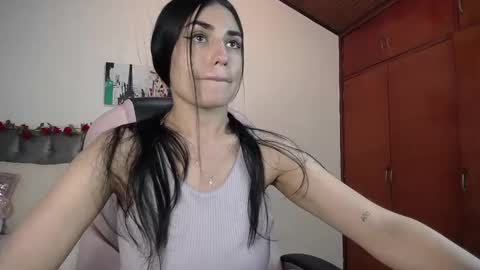 Snapshot of alheli_16 chatting on December 27, 12:23 pm Alheli online show from December 27, 12:23 pm