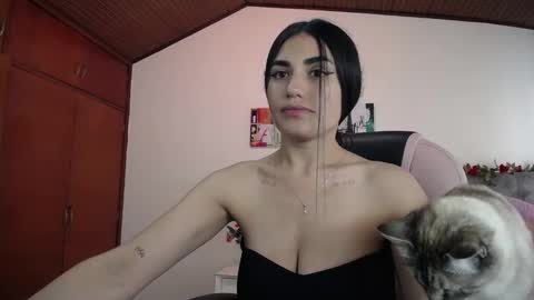 Snapshot of alheli_16 chatting on January 19, 12:17 pm Alheli online show from January 19, 12:17 pm