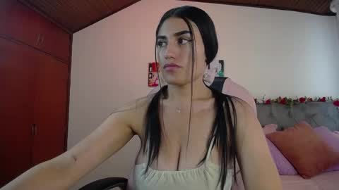Snapshot of alheli_16 chatting on February 6, 2:37 pm Alheli online show from February 6, 2:37 pm
