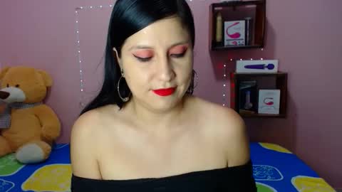 alixia online show from October 18, 11:05 pm