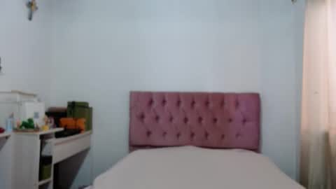 Snapshot of alia054 chatting on September 17, 12:07 pm Alia online show from September 17, 12:07 pm