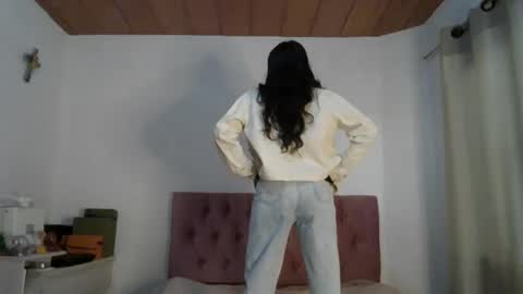 Alia      Anjali  online show from February 11, 3:40 pm