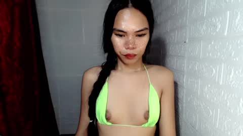 Snapshot of aliahadams chatting on March 9, 6:54 pm ALIAH online show from March 9, 6:54 pm