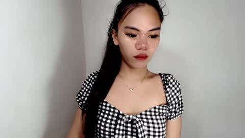 Snapshot of aliahadams chatting on October 11, 3:06 am ALIAH online show from October 11, 3:06 am