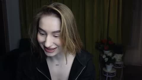 Alica online show from February 22, 7:01 pm