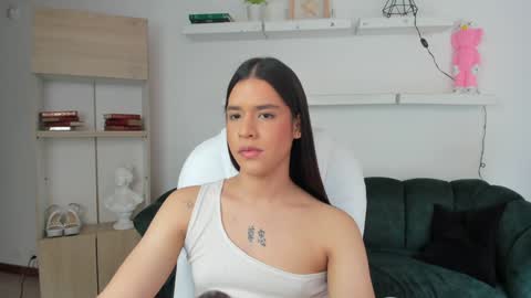 Alice online show from December 11, 8:07 pm