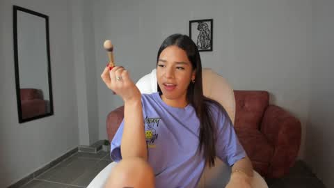 Alice online show from February 6, 8:02 pm