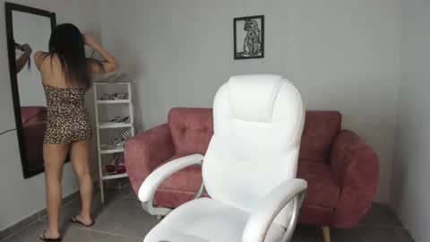 Alice online show from October 9, 4:27 pm