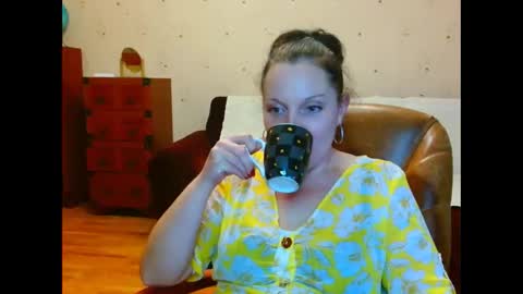 Alice online show from December 28, 4:52 pm