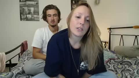 Snapshot of alice8363 chatting on November 6, 9:32 am Alice online show from November 6, 9:32 am