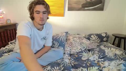 Snapshot of alice8363 chatting on November 24, 9:20 am Alice online show from November 24, 9:20 am