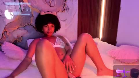 Mey online show from October 15, 10:32 pm