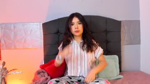  Alice Evans online show from January 22, 9:13 am