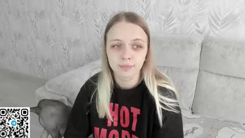 alice_halle online show from May 31, 7:48 am