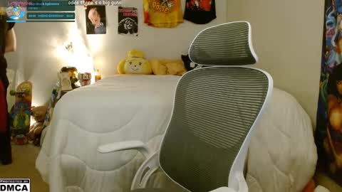 Alice Hatchette online show from November 18, 7:51 pm