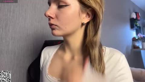 My name is Alice find out about me in the Fansly  online show from October 13, 3:12 pm