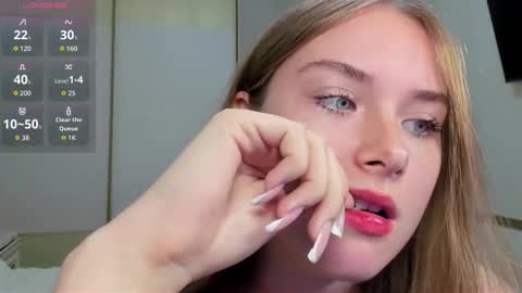 Alice online show from November 11, 6:57 am