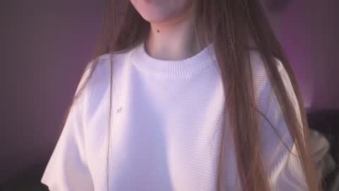 Snapshot of alice_kosmos chatting on January 30, 11:24 pm Alice online show from January 30, 11:24 pm