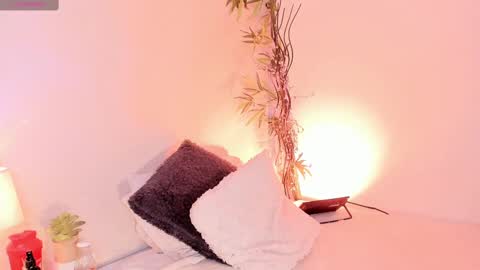 Snapshot of alice_levine chatting on September 25, 10:46 pm Alice online show from September 25, 10:46 pm