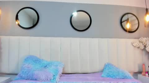 Snapshot of alice_lodge chatting on October 24, 4:09 am alice_lodge online show from October 24, 4:09 am