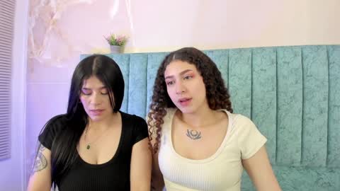 Snapshot of alice_martinez_ chatting on January 15, 8:09 am alice and amber online show from January 15, 8:09 am