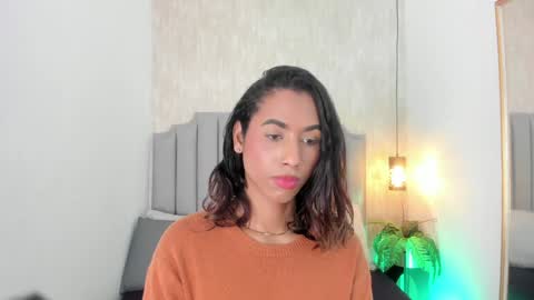 Snapshot of alice_massiel chatting on February 1, 11:48 pm online show from February 1, 11:48 pm