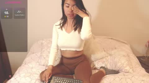 Alice online show from September 25, 12:42 pm