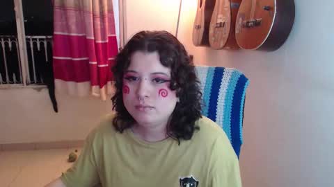 Snapshot of alice_psilocybe_sabina420 chatting on October 18, 4:15 am Alicia Aldara online show from October 18, 4:15 am