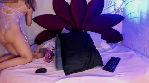 Snapshot of alice_simpson1 chatting on January 14, 11:53 am alice_simpson1 online show from January 14, 11:53 am