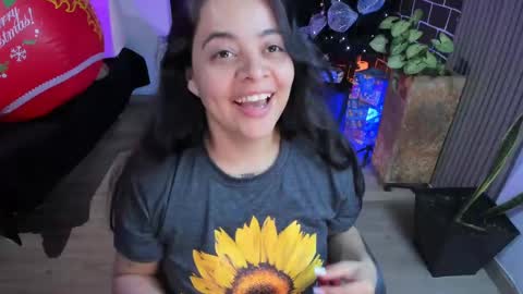 Alice online show from December 1, 4:29 pm