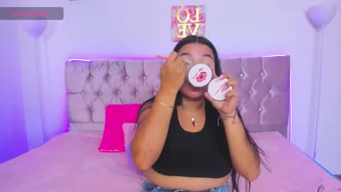 alice_summer1 online show from March 5, 7:21 pm