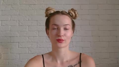 Alice online show from September 9, 3:33 pm