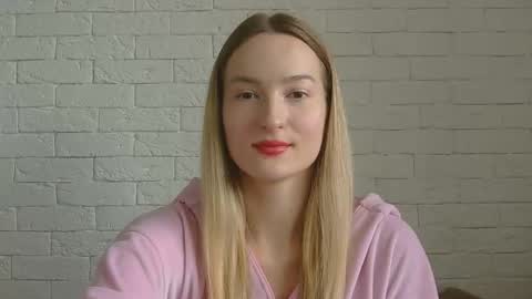 Alice online show from October 10, 11:20 am